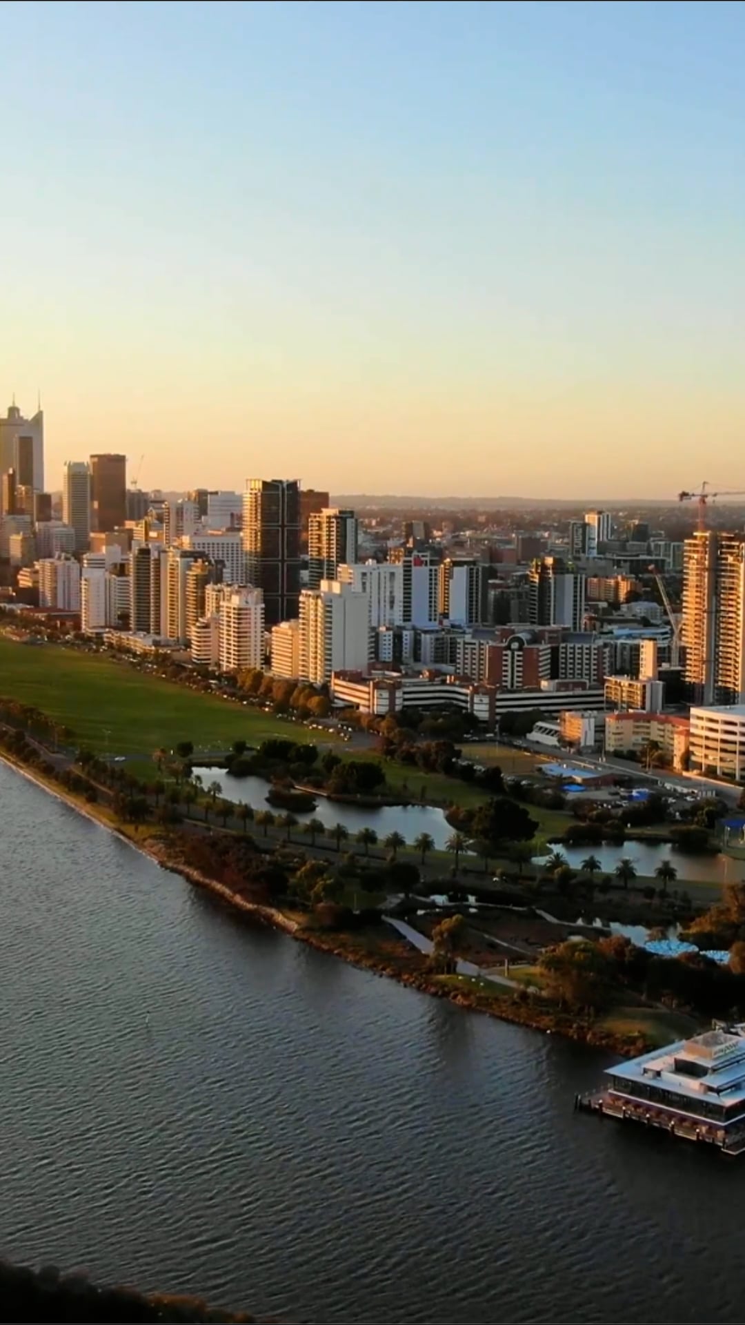 Perth: Drone tour of the capital of Western Australia