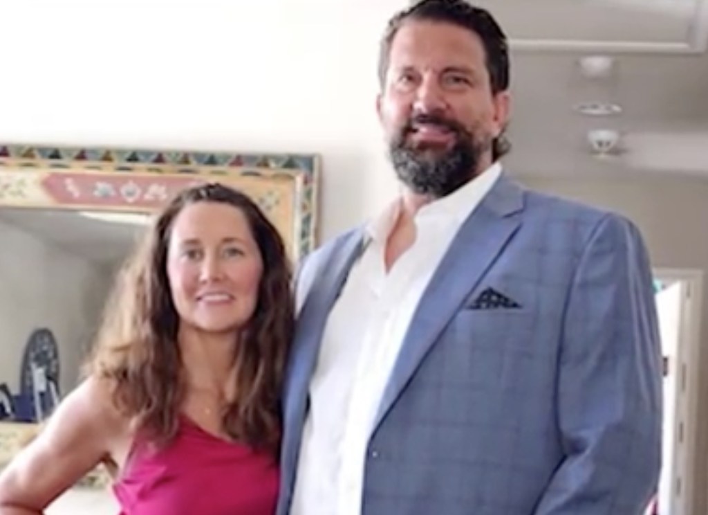 Disturbing warning signs from Navy vet day before he killed wife and ...