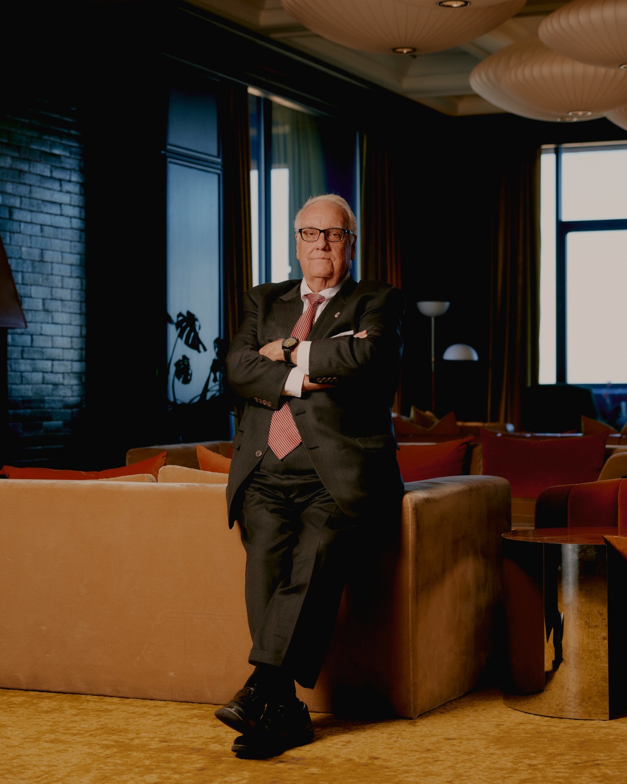 Who Is Howie Buffett, Berkshire Hathaway's New Chairman?