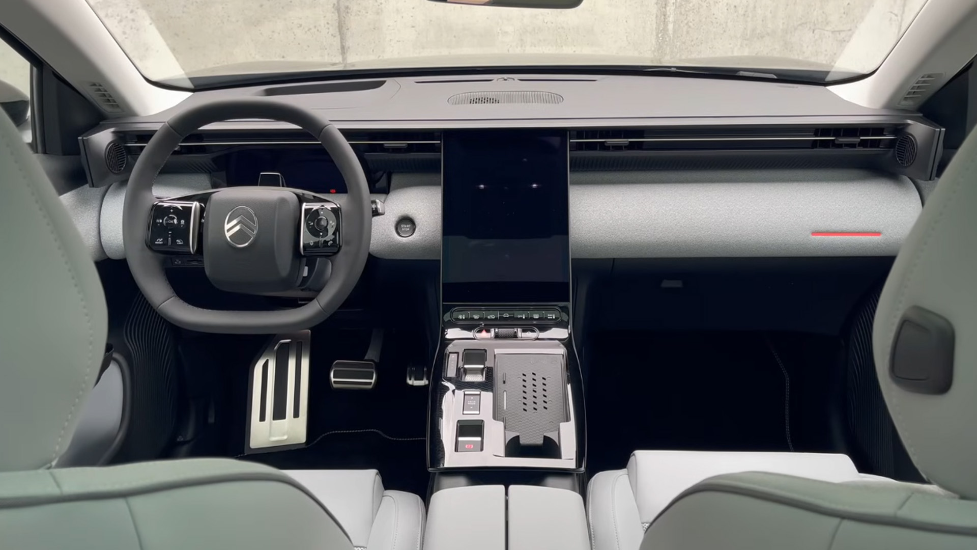 New Citroën C5 Aircross gets a 13 inch portrait touchscreen