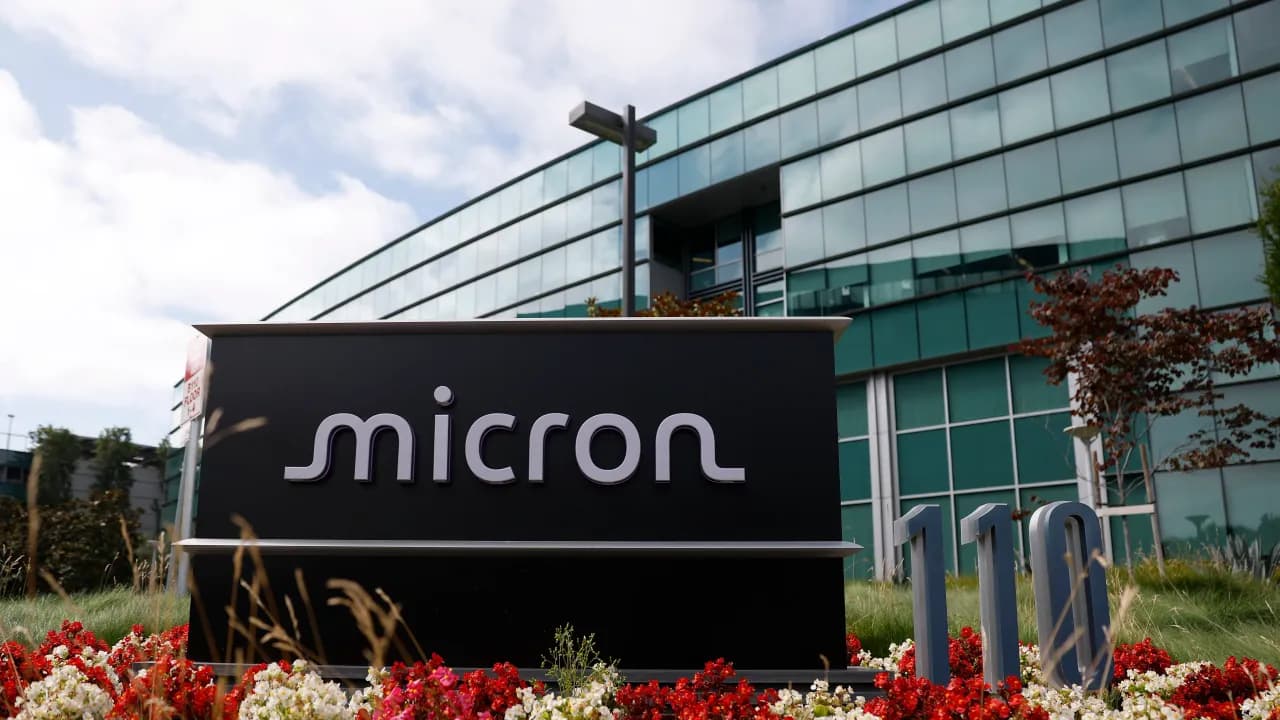 MU stock could see ‘sizable’ multiple expansion, RBC says citing AI ...