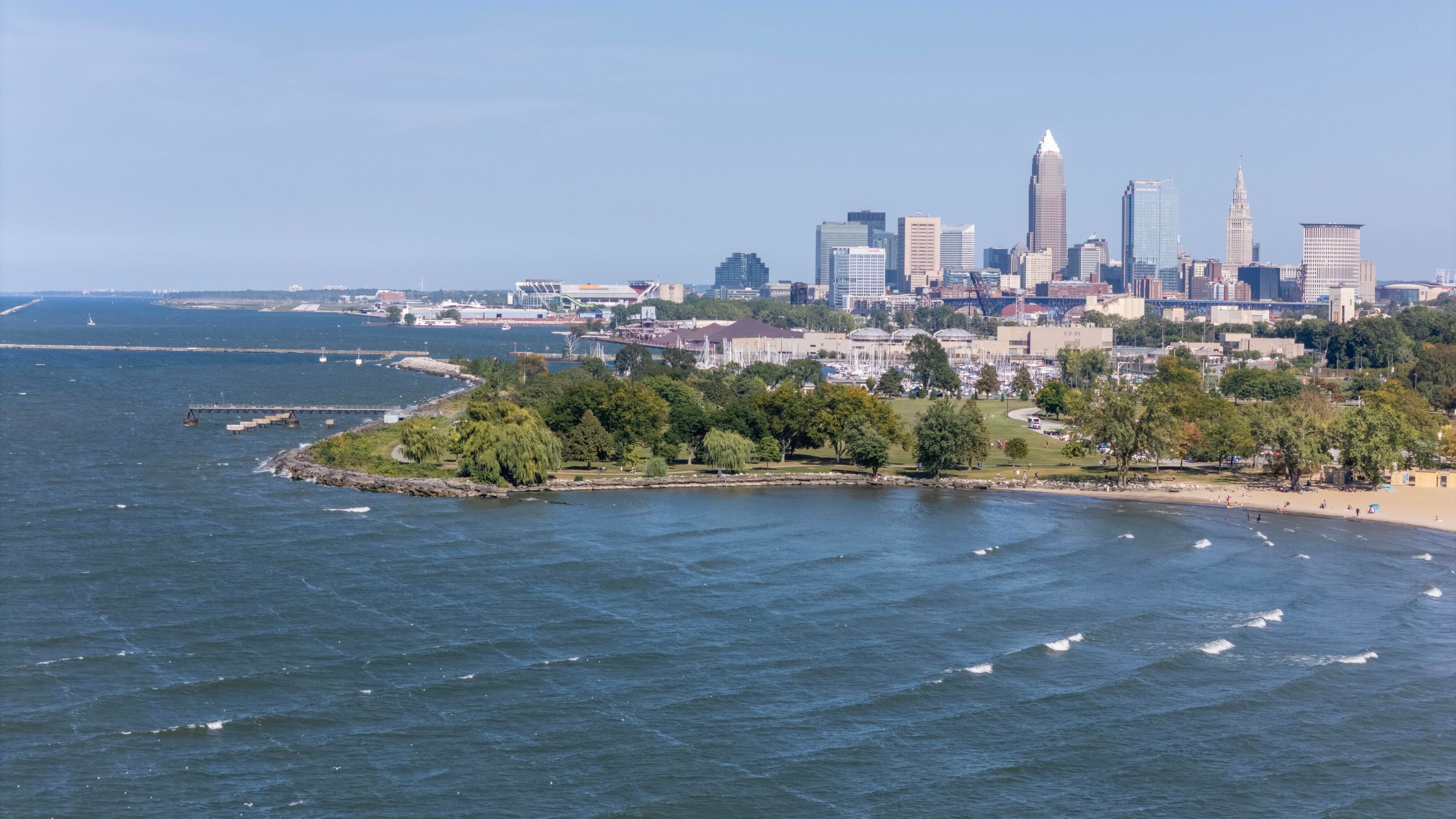 Cleveland City Council to review Lake Erie water monitoring, utility ...