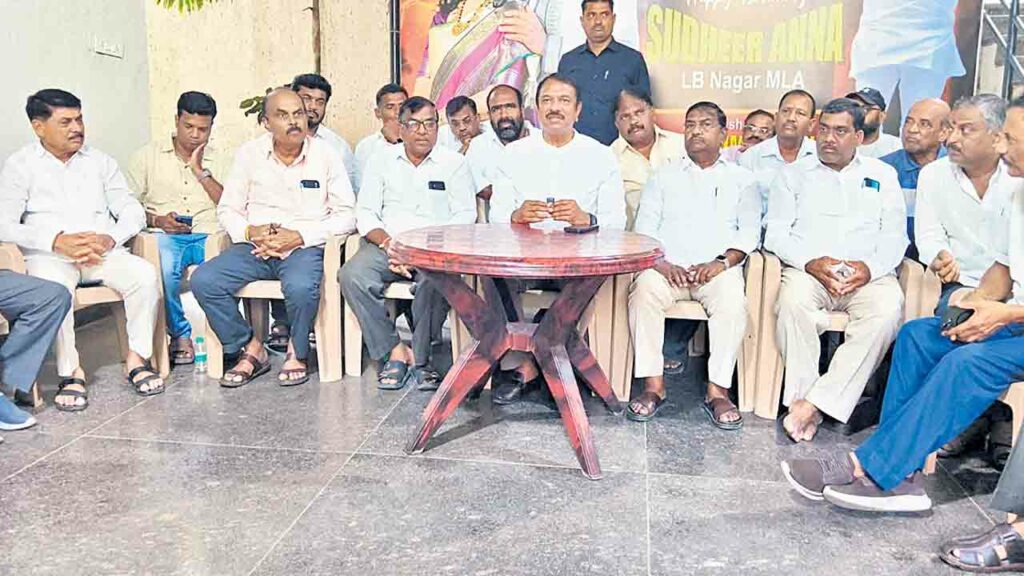 118 జీవోతో సర్కార్‌ చెలగాటం