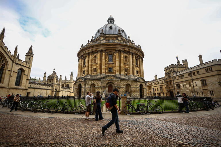 Top universities should charge more, says head of Russell Group