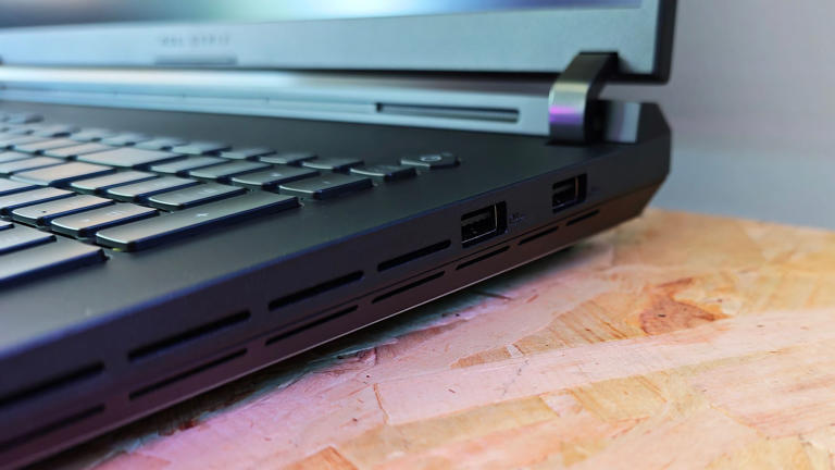 ROG Strix SCAR 18 G835 (2026) gaming laptop review