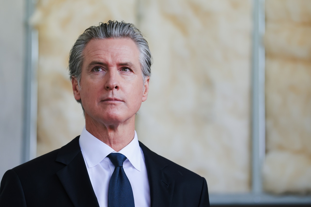 California’s Newsom issues executive order to weigh AI oversight ...