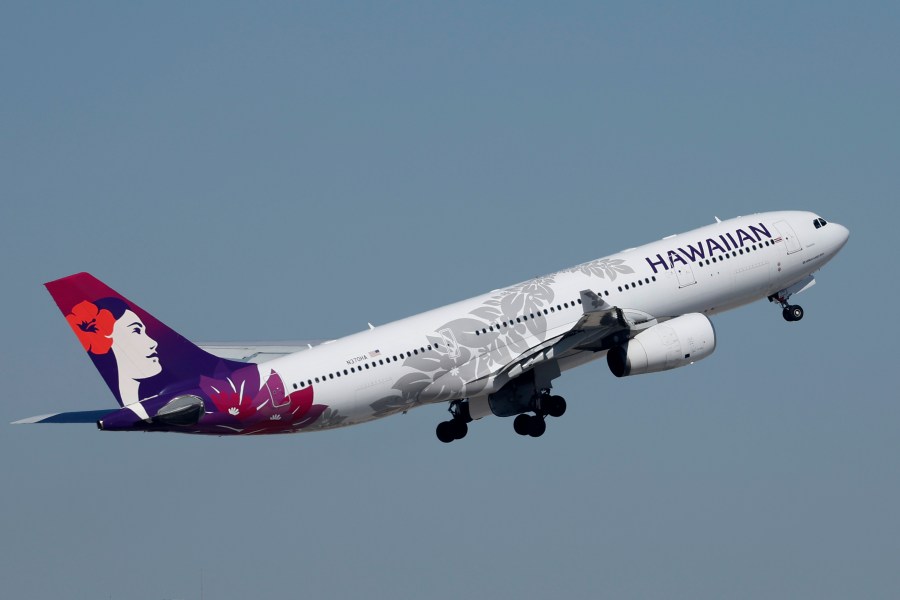 Hawaiian changes HNL-OGG route, in-flight service/benefits, more