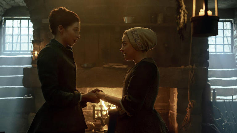 'Outlander: Blood of My Blood' bosses explain torturous season 2 ...