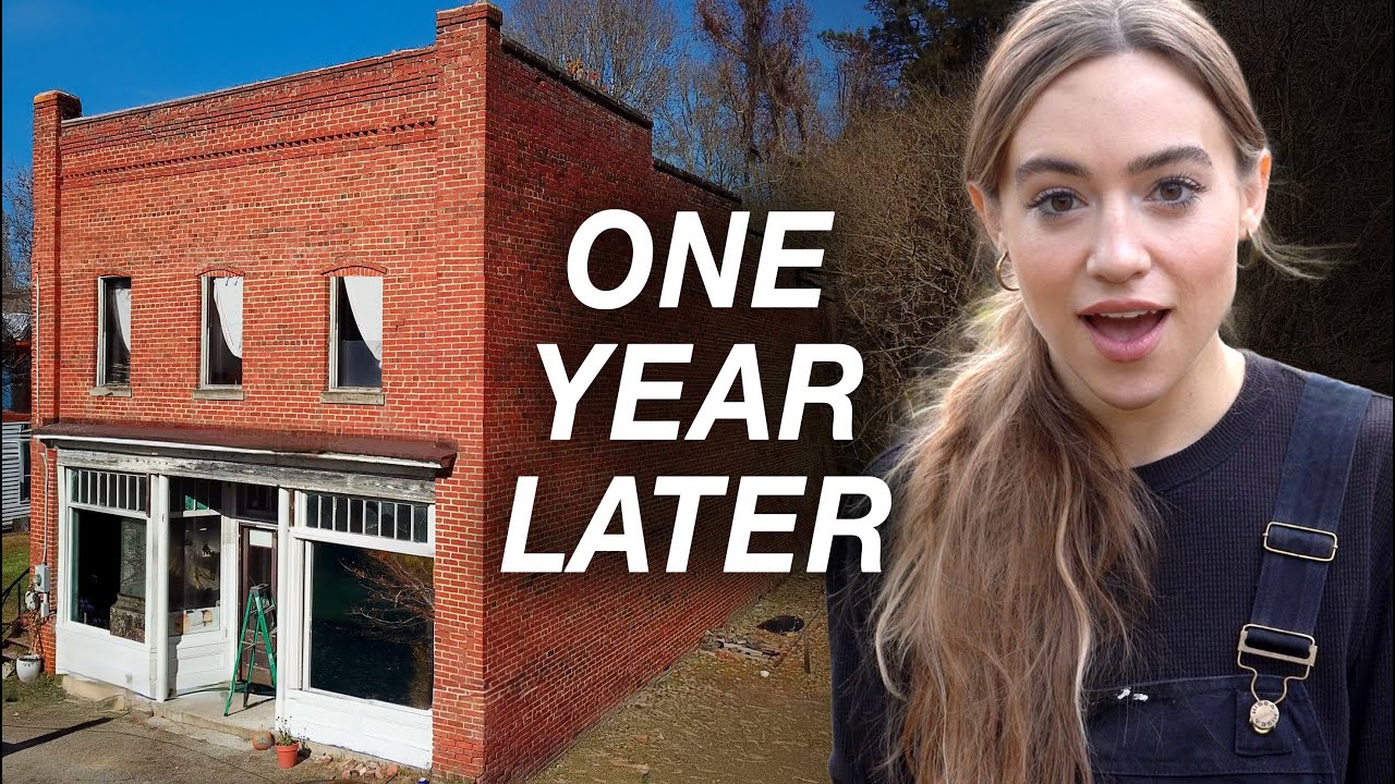 I transformed an abandoned store into a homestead! 🏚️ ️🏡