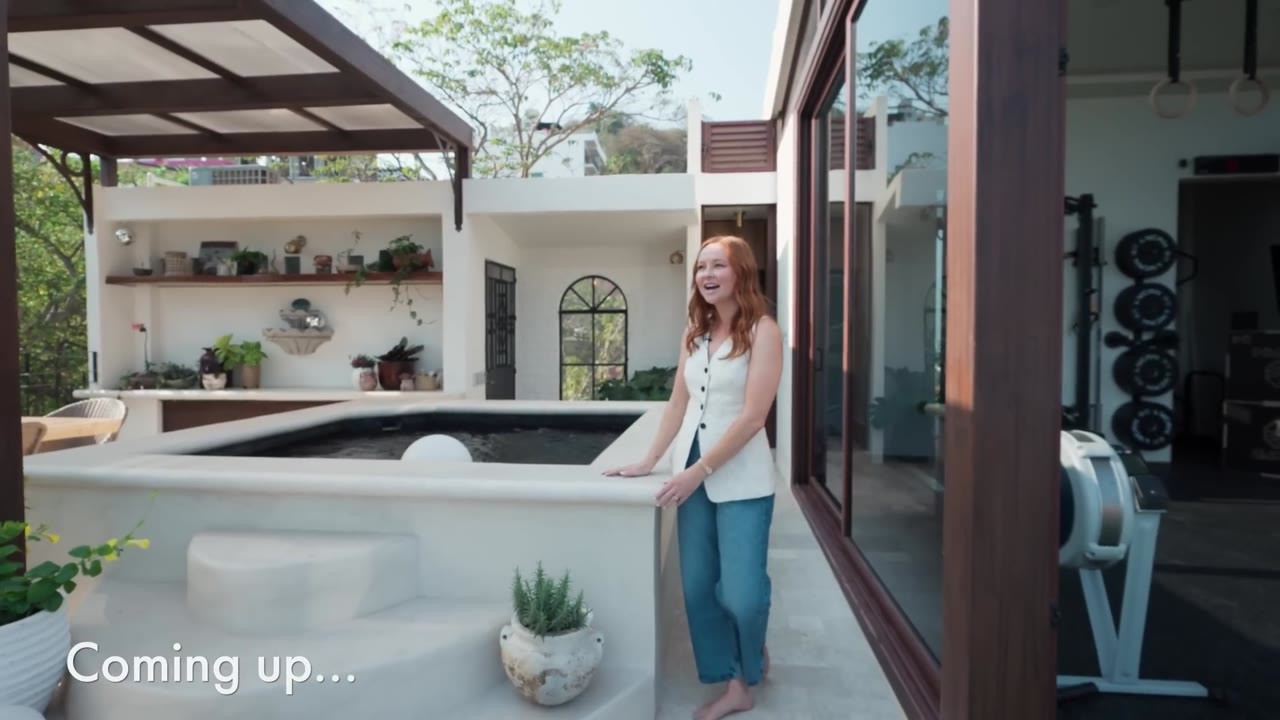 They bought this Mexican home - then completely transformed the rooftop