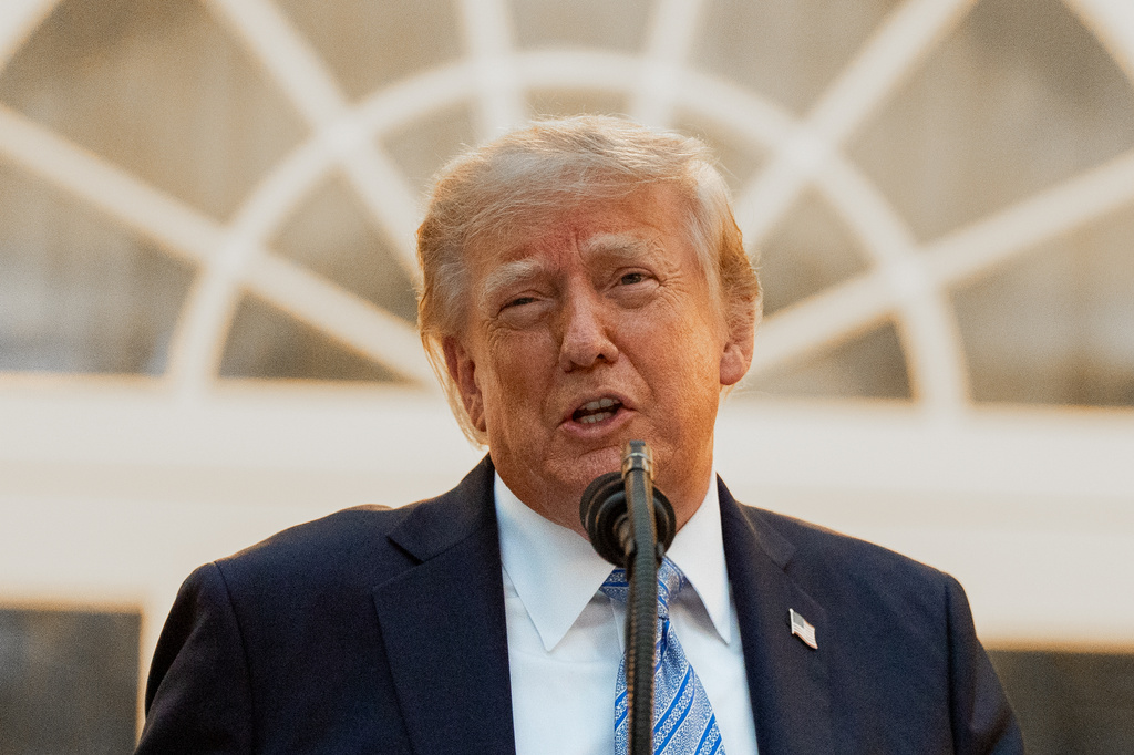 White House announces all Medicaid programs get Trump-negotiated drug ...