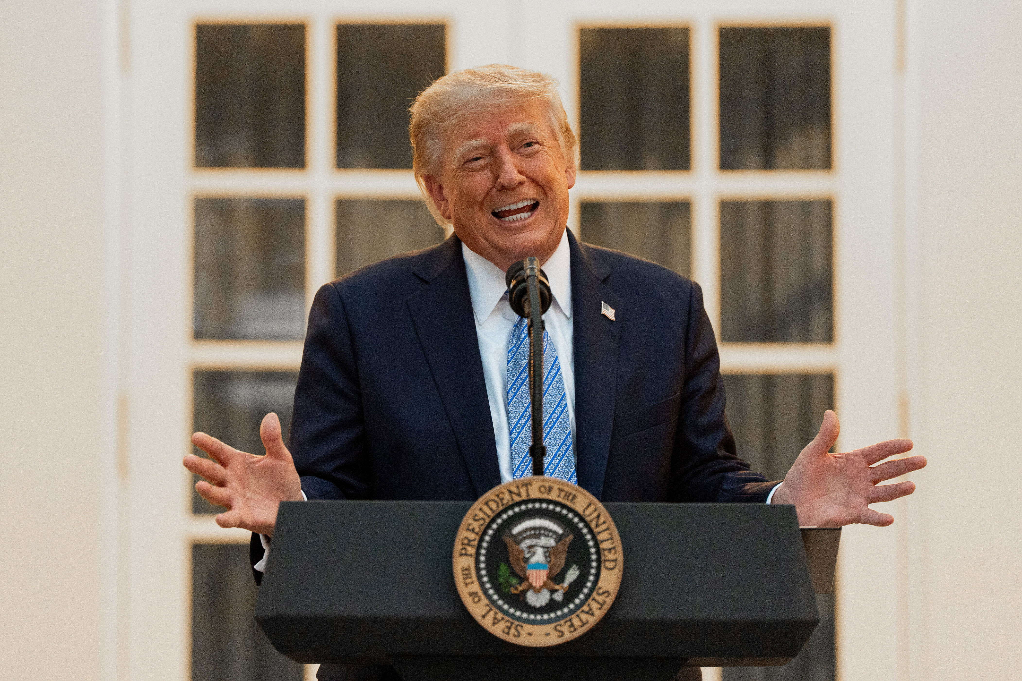 Experts spot an alarming comment in this otherwise ridiculous Trump ...