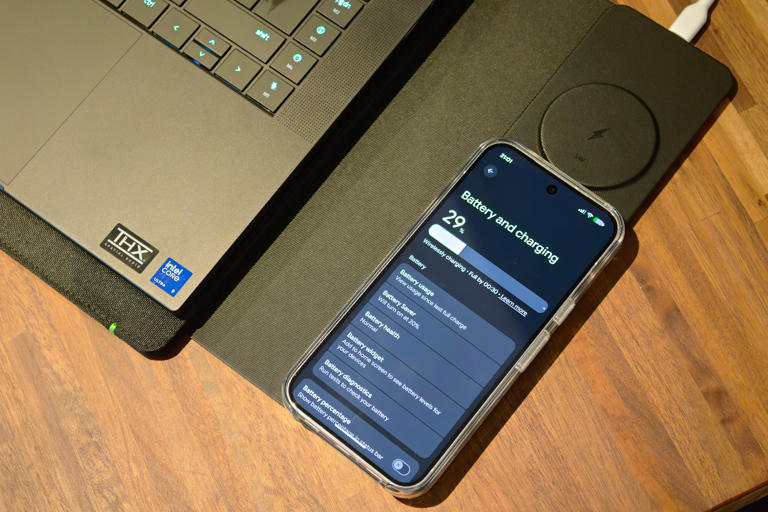 Razer’s wireless charging laptop sleeve has become my new hot desk hero