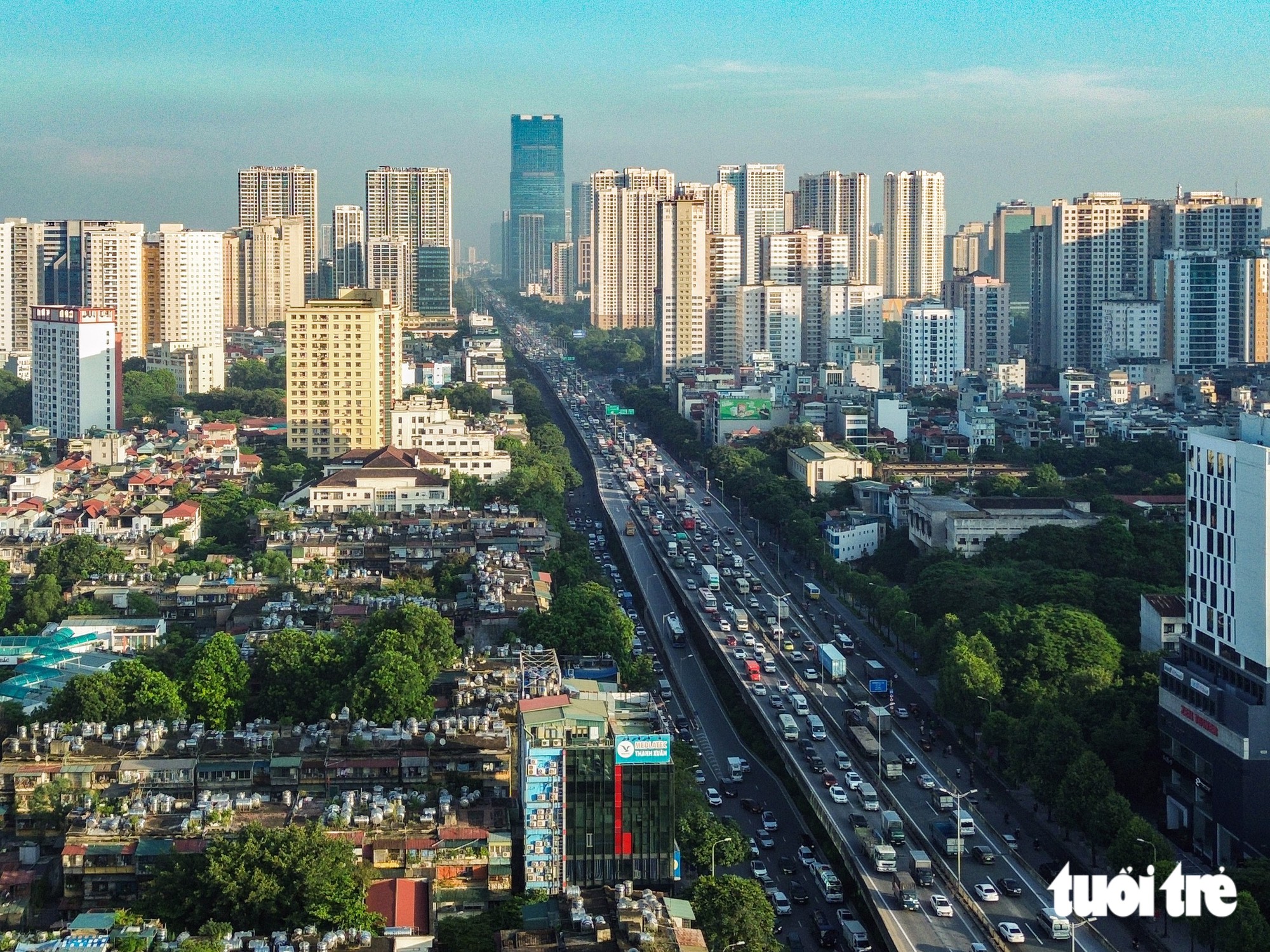 Đề xuất bỏ làn khẩn cấp đường vành đai 3 trên cao: Không chỉ là xóa vạch sơn và kẻ lại là xong