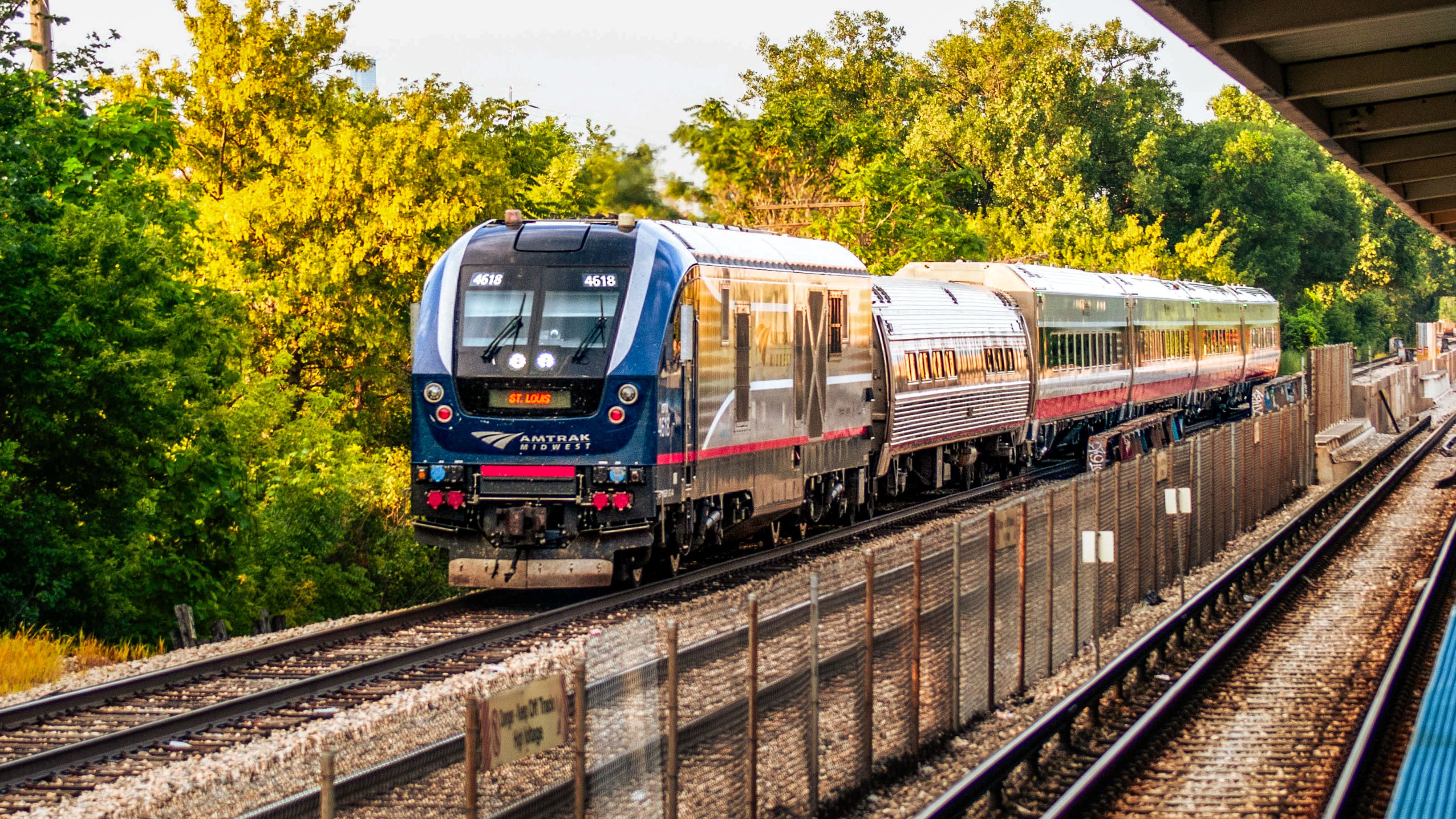 Amtrak continues modernization push with new first-of-its-kind loyalty ...