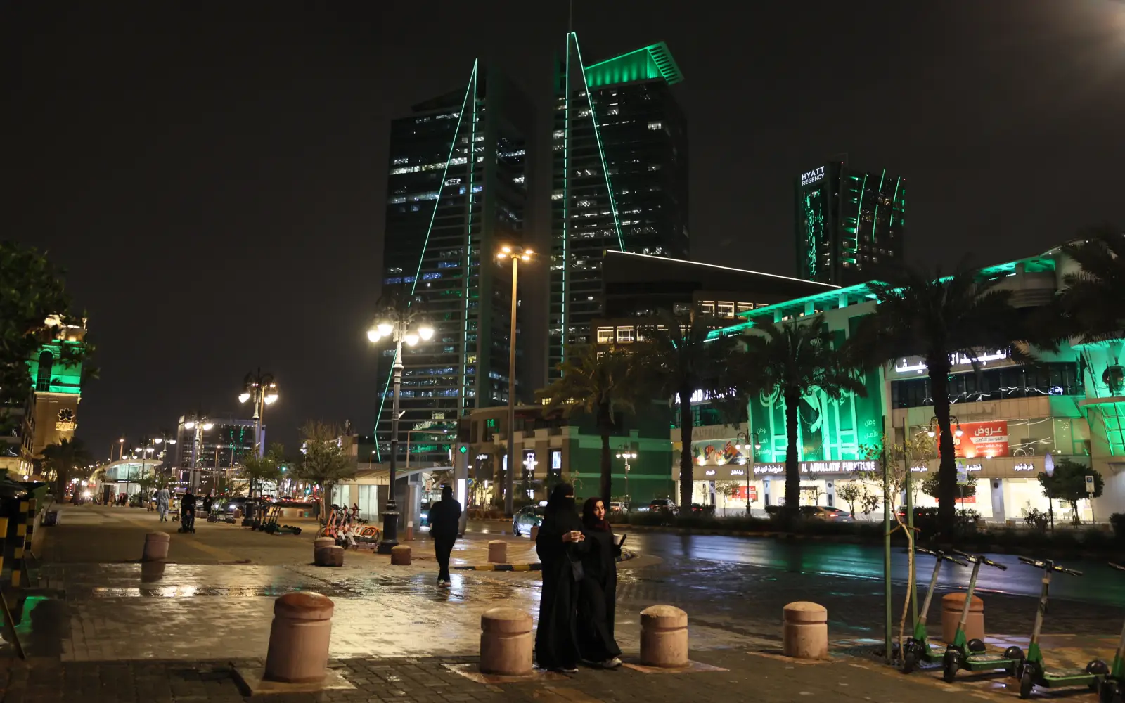 Saudi Arabia issues air raid alert in Riyadh, explosions heard