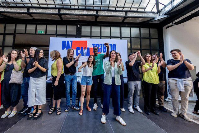 La presidenta de Plataforma Trans, Mar Cambrollé, la secretaria general de Podemos, Ione Belarra, la secretaria política de Podemos y eurodiputada, Irene Montero, el exdiputado de Podemos en la Asamblea de Madrid, Serigne Mbaye, durante el acto ‘Paz, casa