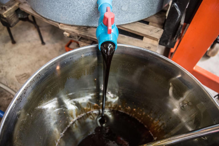 US import ban on Canadian molasses highlights sticky sugar industry feud