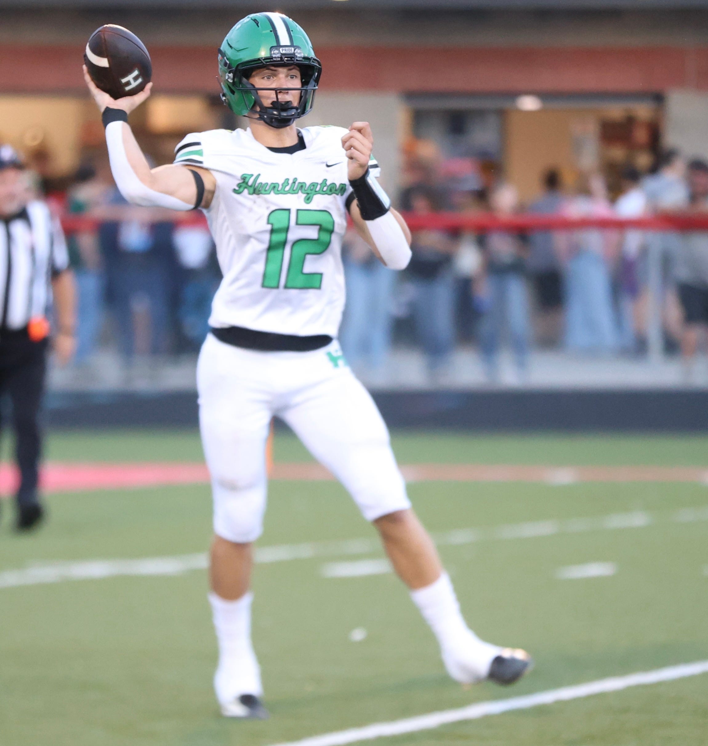 Huntington football continues building momentum with win over Piketon