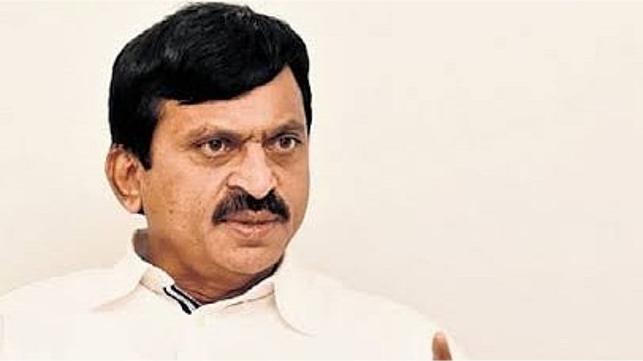 Telangana minister Ponguleti to lay foundation in Gajularamaram