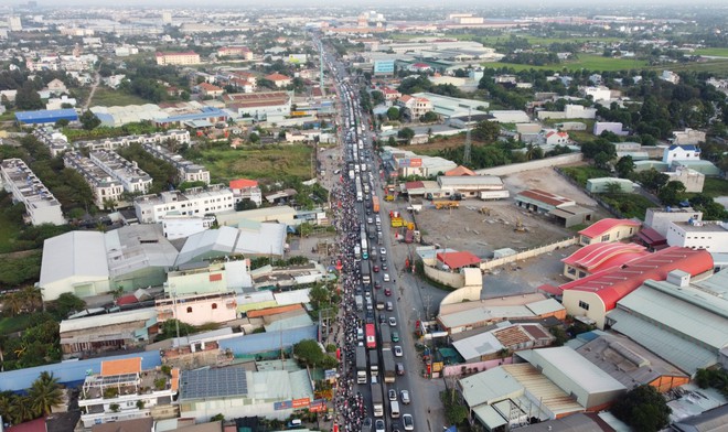 Tây Ninh nghiên cứu mở rộng Quốc lộ 1 lên 10 làn xe