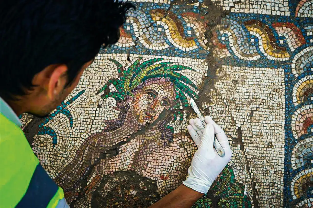 Nuovo mosaico ad Aspendos