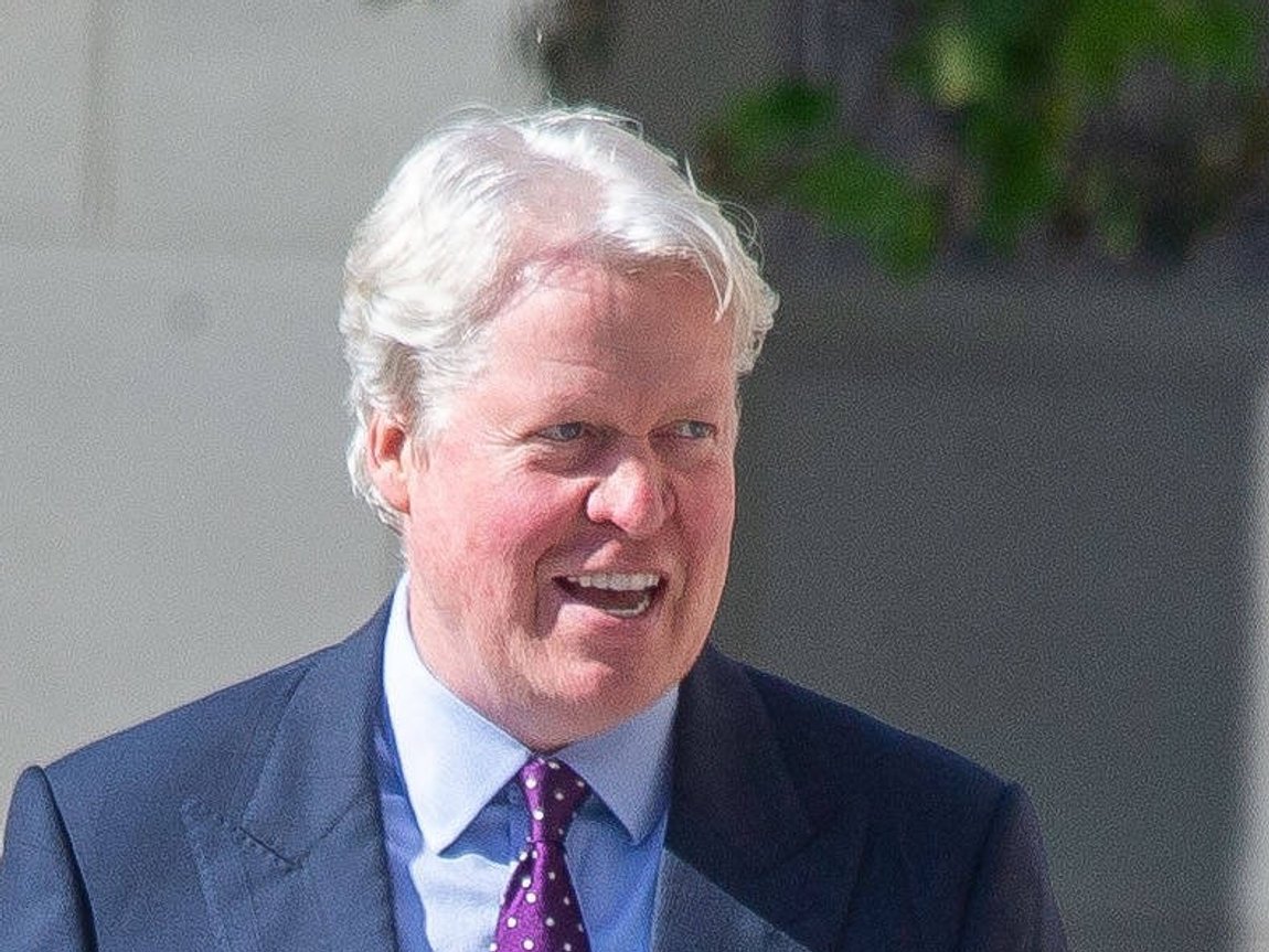 Kontroverse Mit K nig Charles Earl Spencer Bleibt Dabei