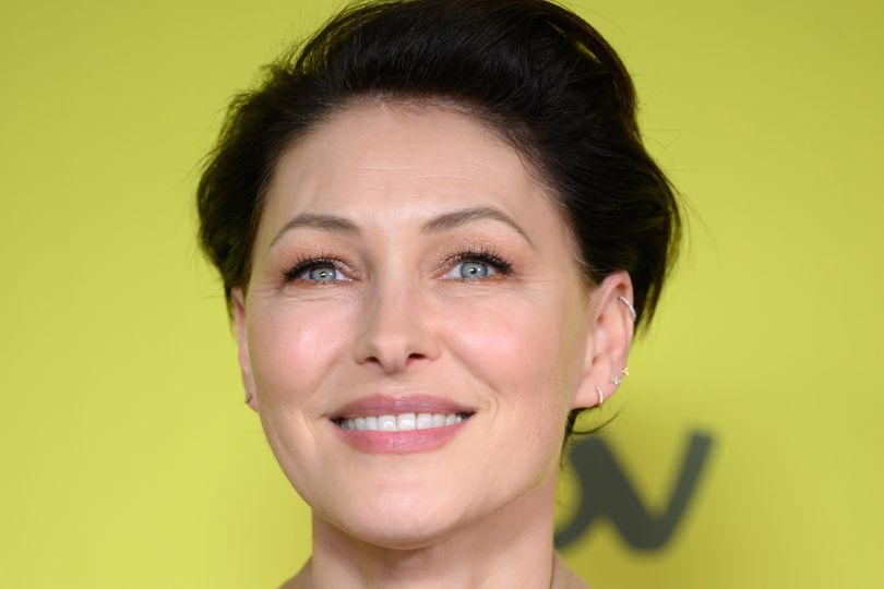 Strictly host Emma Willis' countryside home with pink kitchen and huge ...