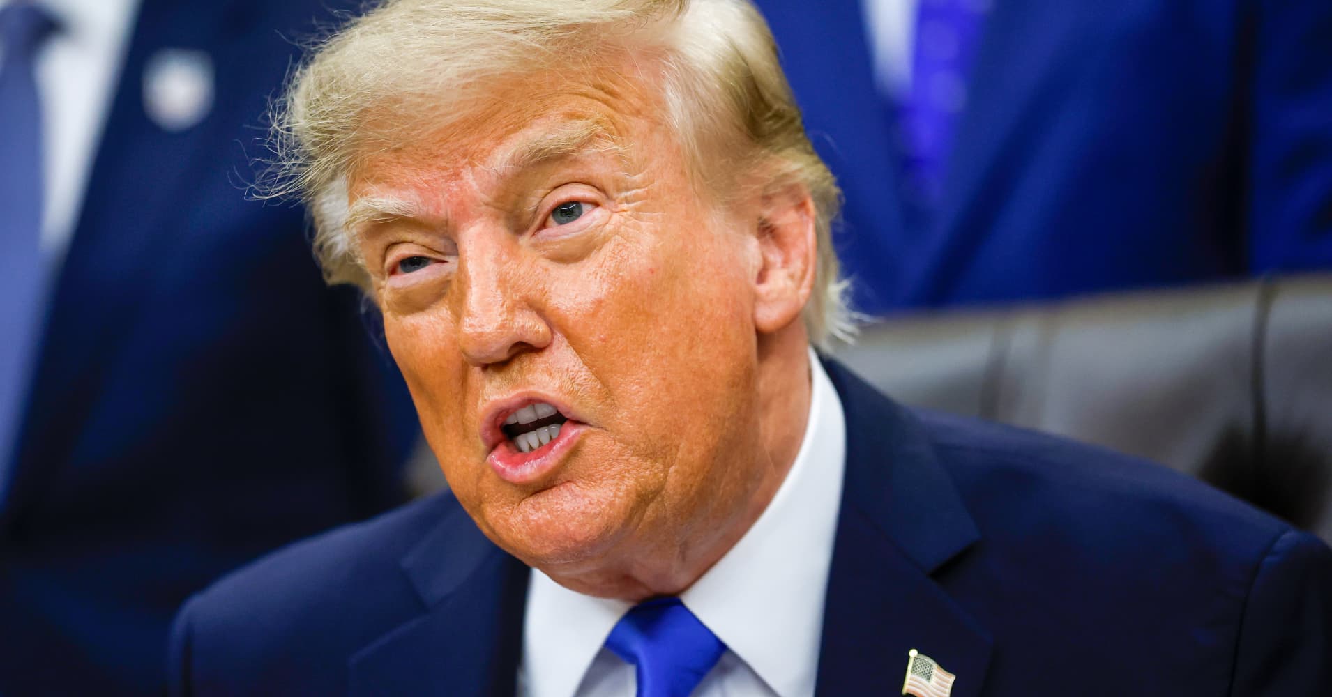 MS NOW, CNN and Politico journalists blocked from White House after ...