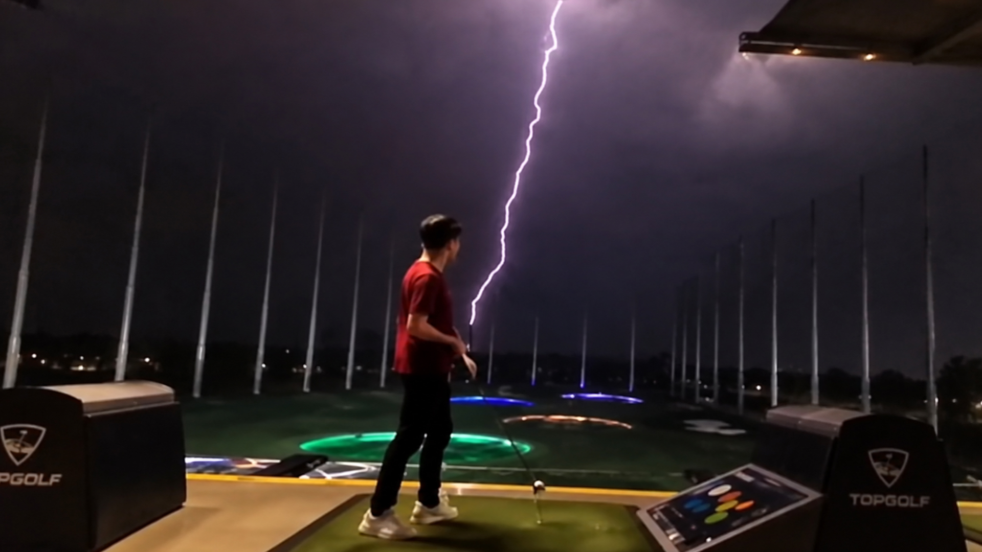 Breathtaking high-definition footage of wild lightning strikes