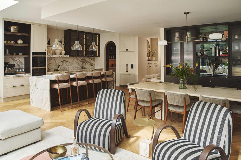 beware-of-using-pinterest-to-choose-your-kitchen-color-it-might-be
