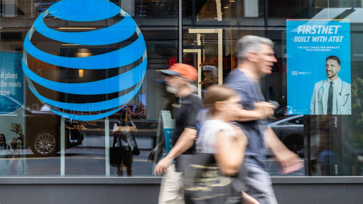 AT&T launches free healthcare perk for customers