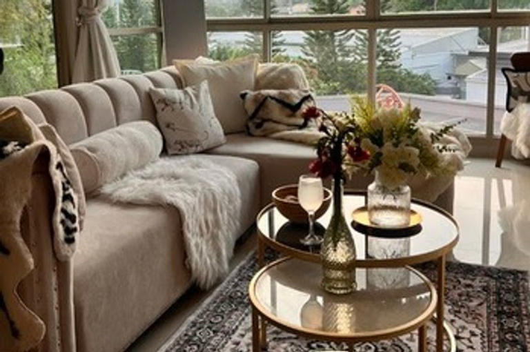 Woman, 23, left UK for island where a luxury pad is £500 a month and ...