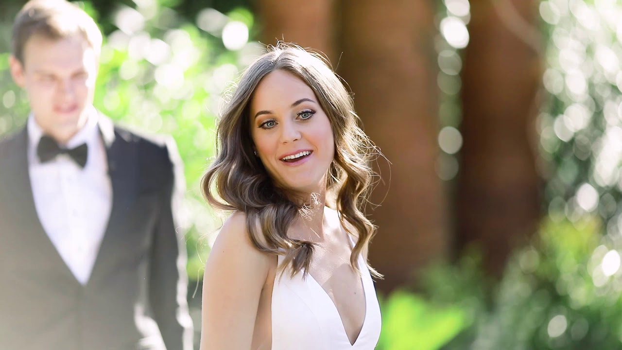 Bright colors and creative details define this Palm Springs wedding