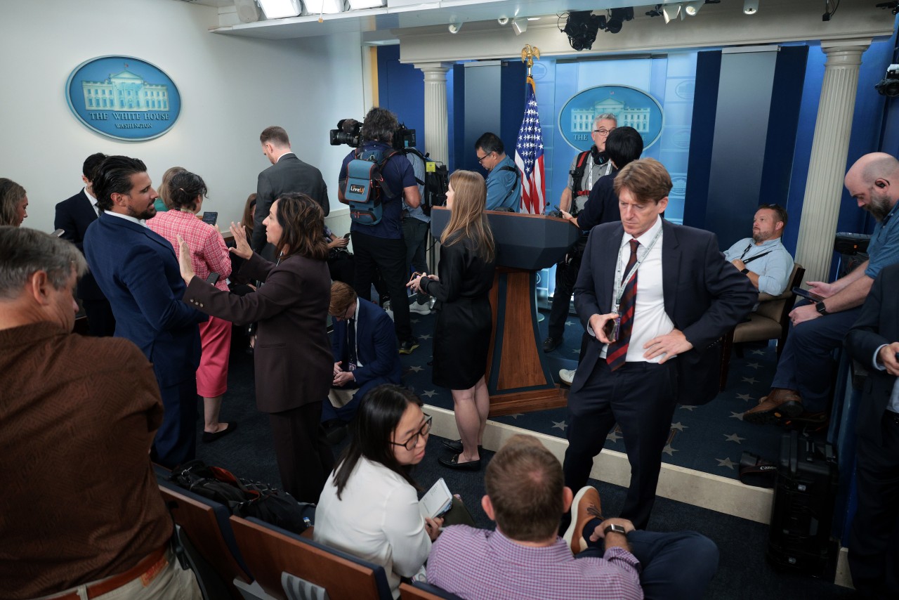Three news outlets denied entry to White House after Trump ban
