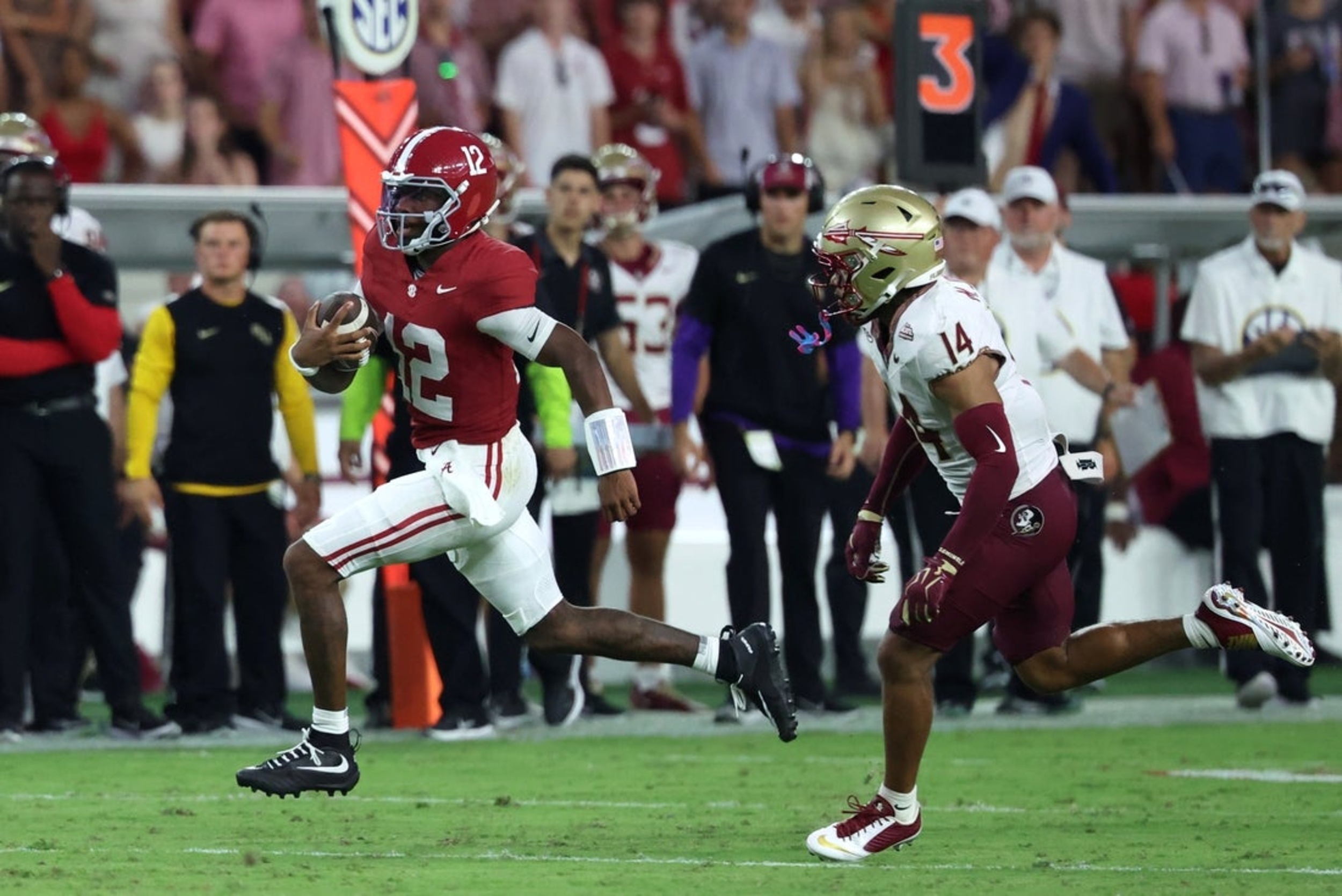 No. 10 Alabama scores on 9 straight drives to subdue Florida State