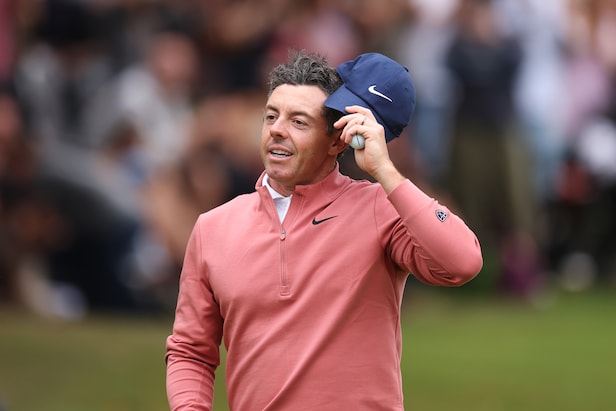 Stunning eagle at 18 puts Rory McIlroy in position for win that would vault him to top of European Tour