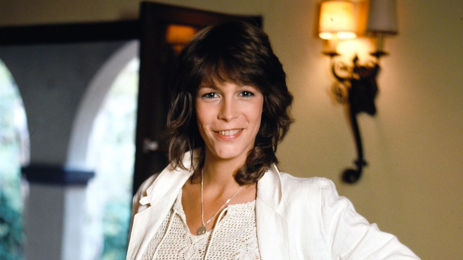 Jamie Lee Curtis's '70s Los Angeles living room was a blueprint for ...
