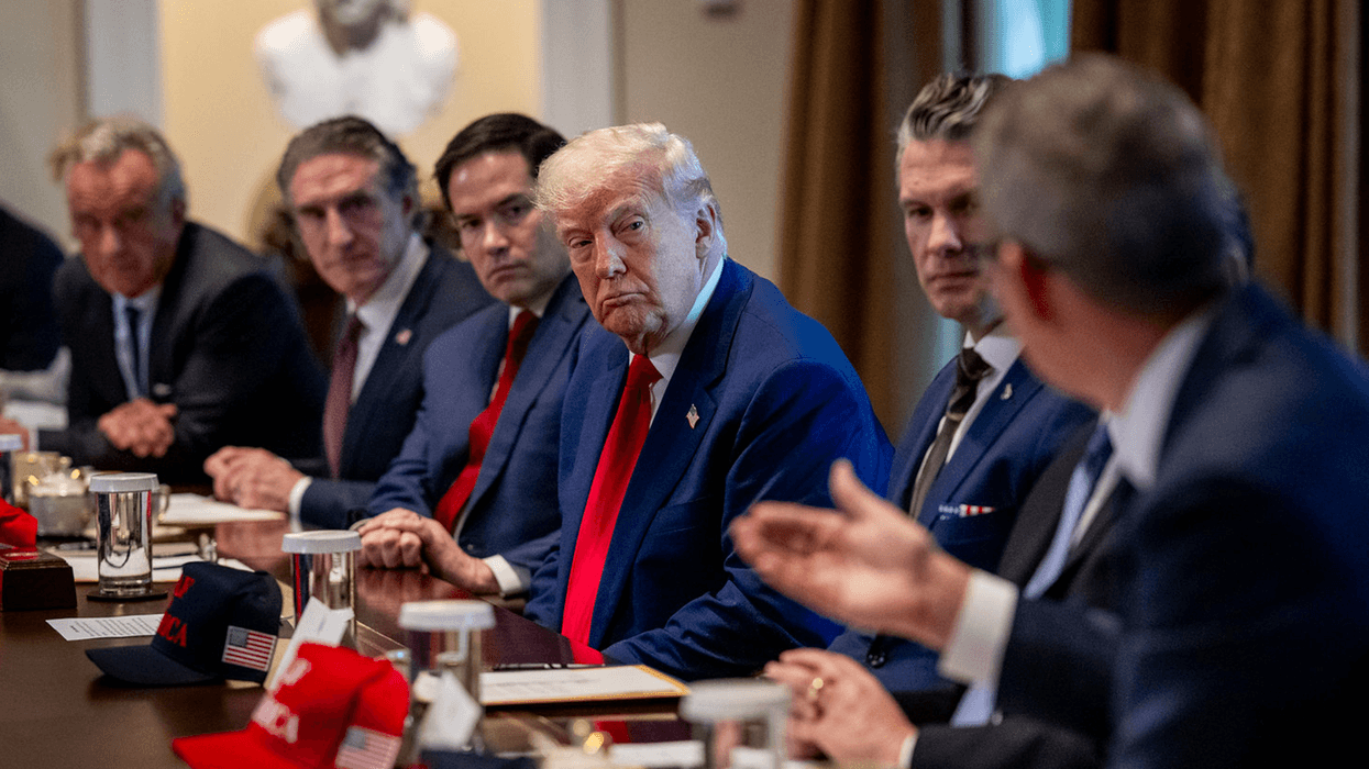 NYT columnist exposes 3 Trump officials most vulnerable to impeachment