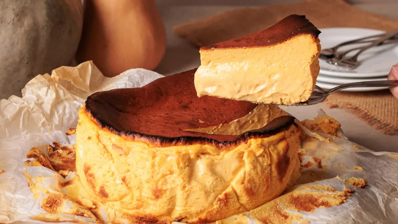 Creamy pumpkin Basque cheesecake recipe without a crust