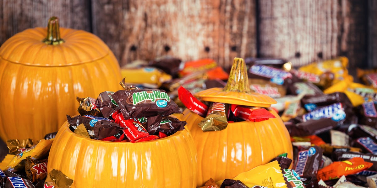 America s Halloween Candy Rankings Are In and There s Drama In The Top 10