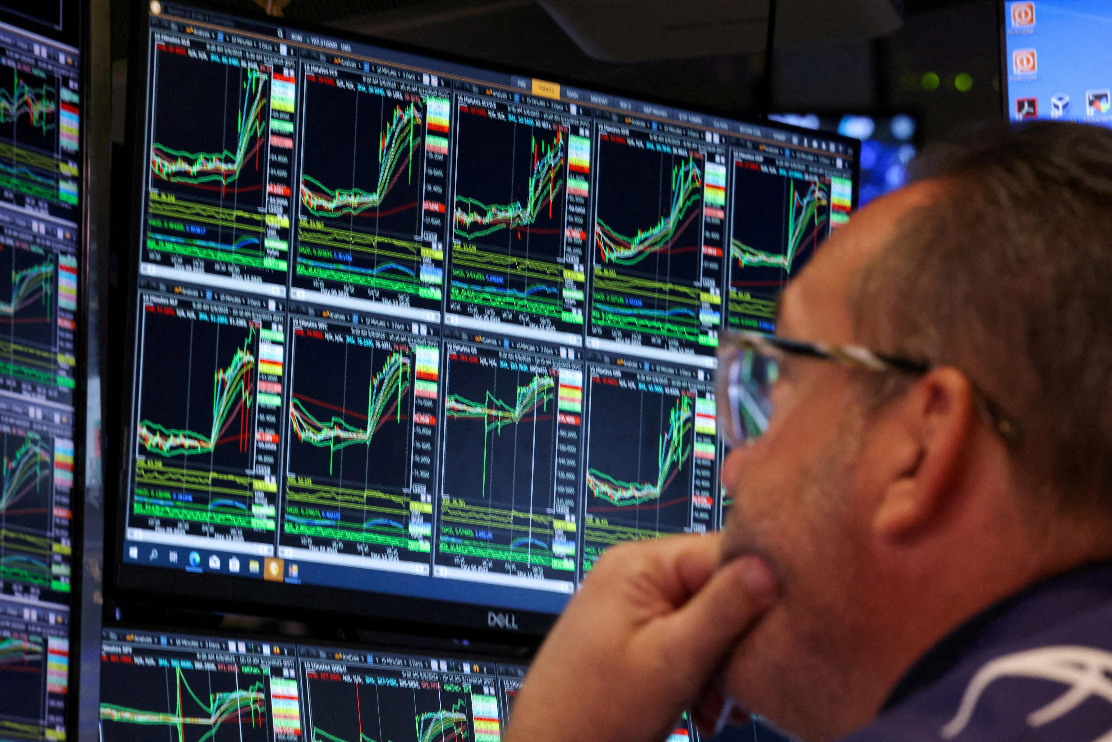 Here's how high-income Americans keep spending in a shaky economy