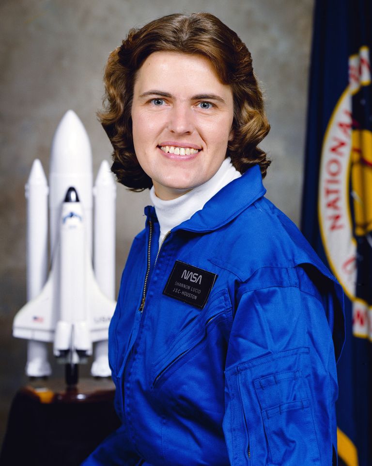 30 years ago, American astronaut finally returned to Earth after ...