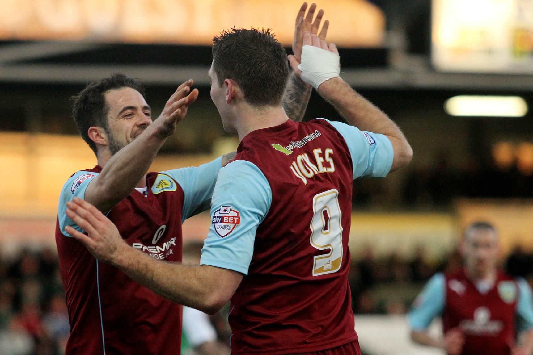 Danny Ings reunites with former Burnley strike partner in League One