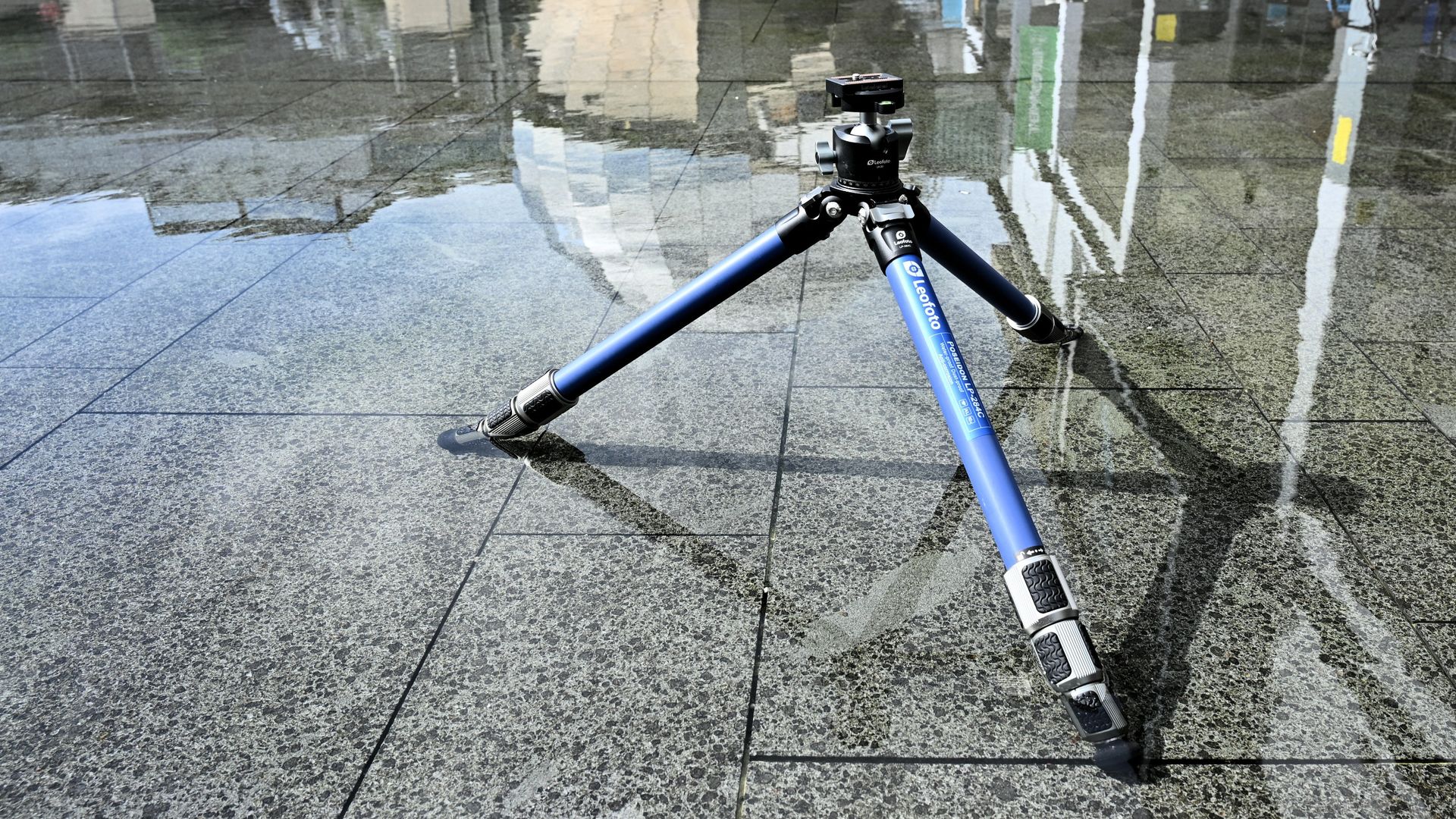 The waterproof Leofoto Poseidon Ocean tripod loves taking a dip in the sea!