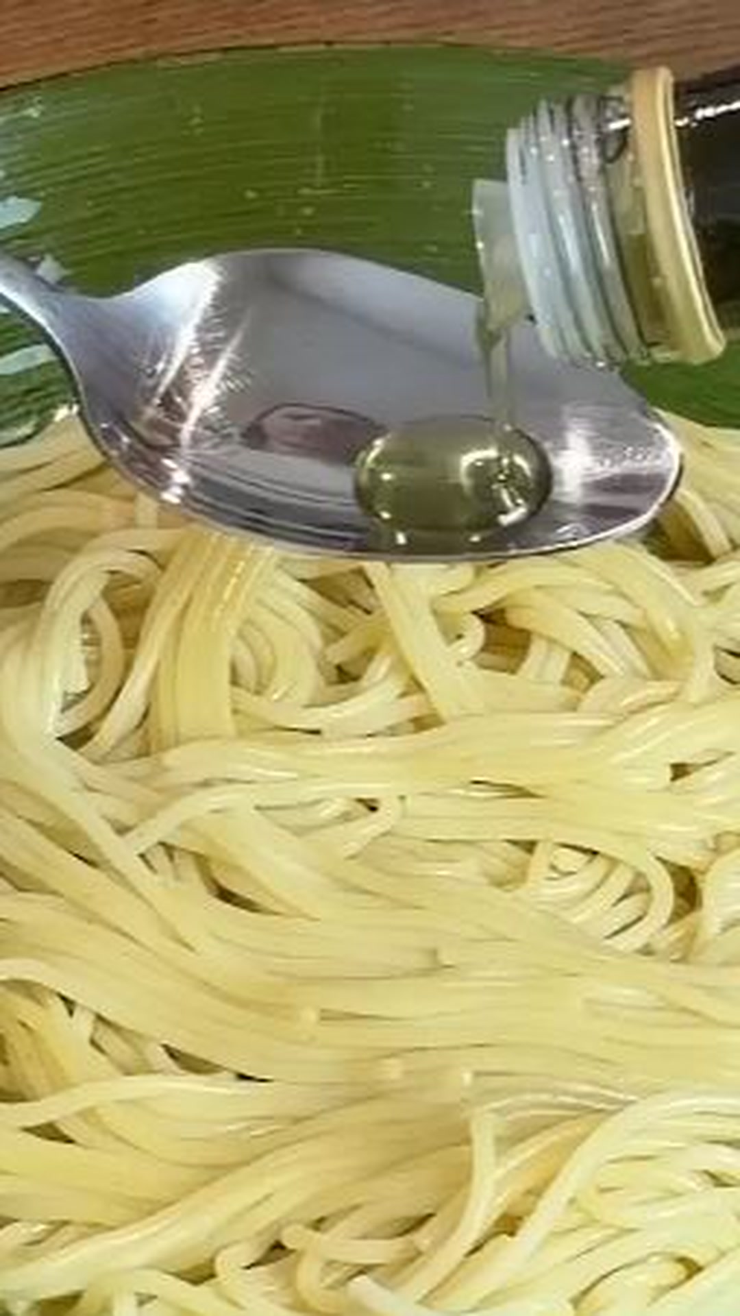 Sticky pasta solution