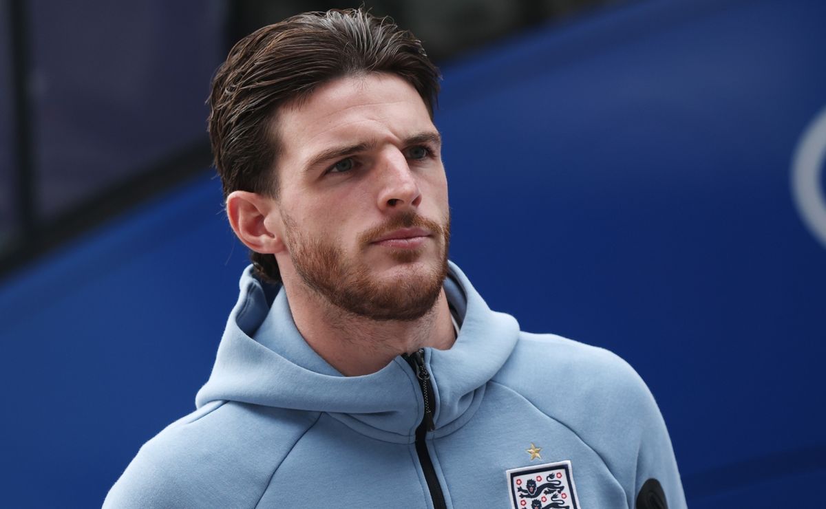 Declan Rice isn't playing today for England vs Spain due to injury