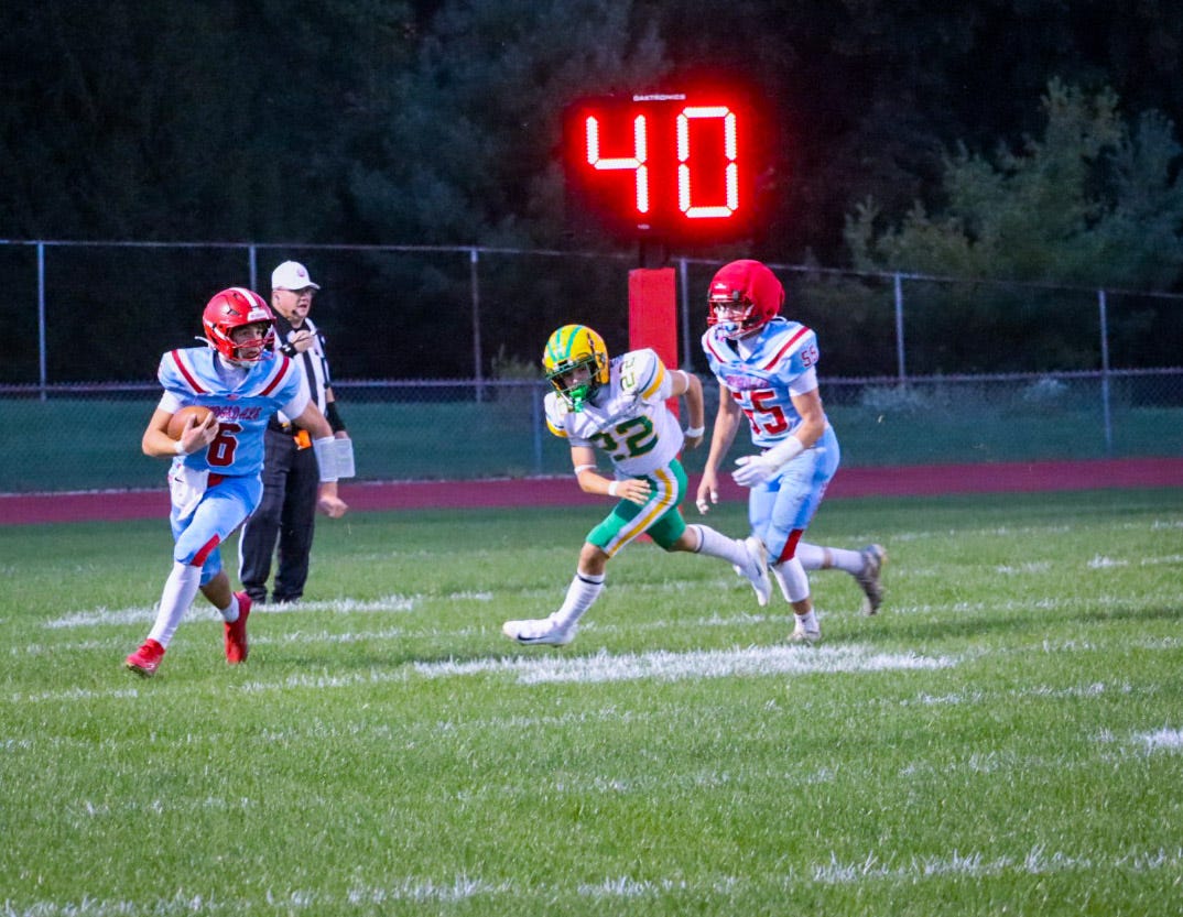 Elgin gets back on track in Week 6 football, plus more results