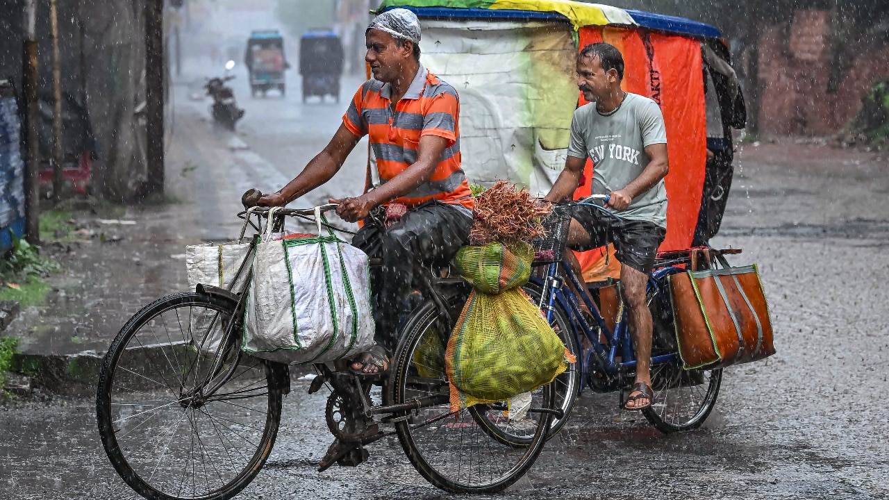 Delhi-NCR weather: Post-monsoon rain to lash capital city over next 3 ...