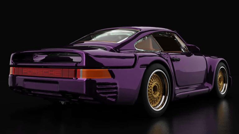 Hot Wheels is selling a Porsche 959 for members only